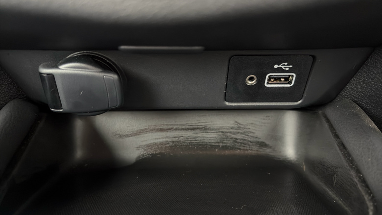 Nissan Juke 1.0 DiG-T 114 N-Connecta 5dr DCT Petrol Hatchback